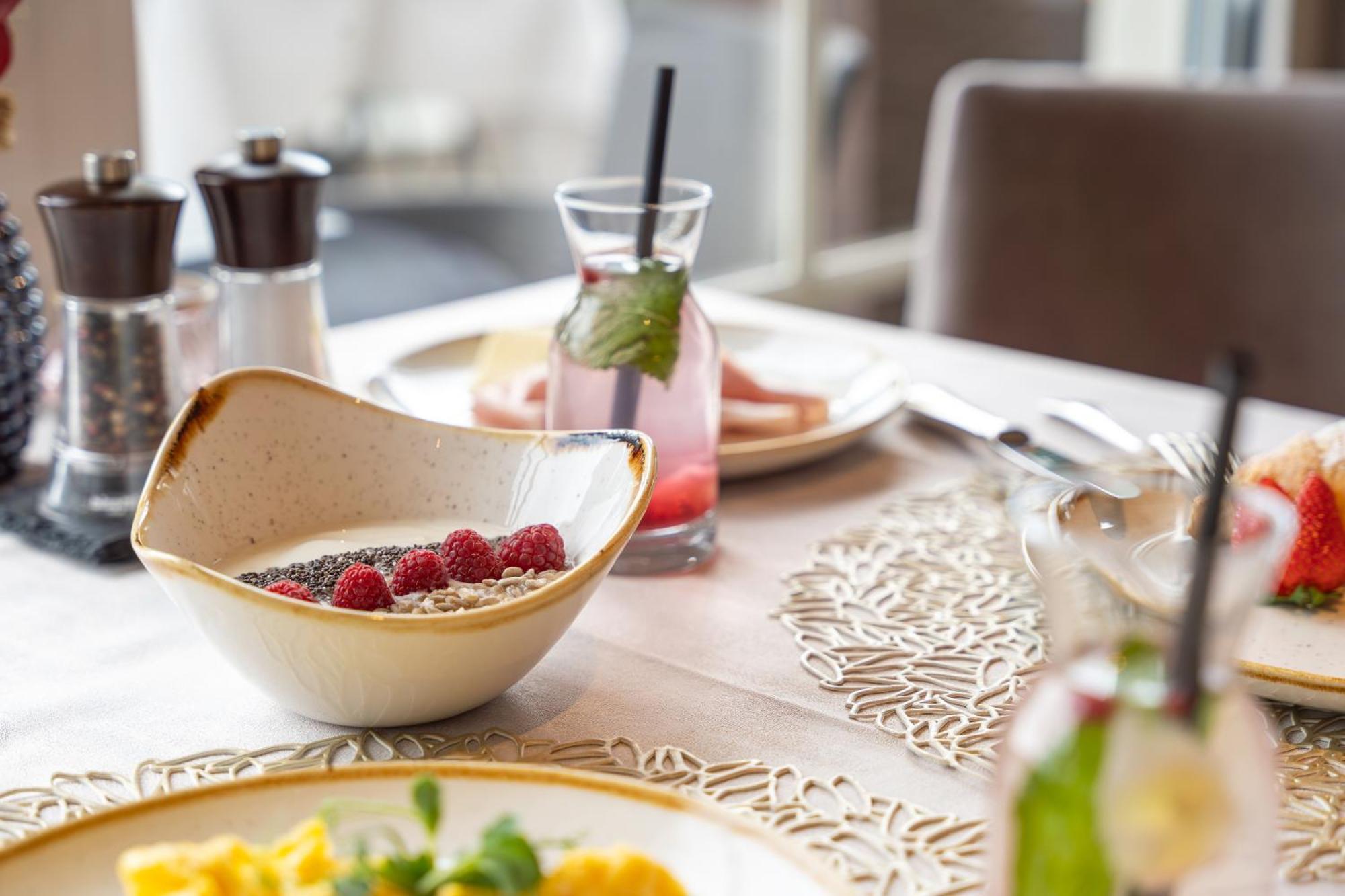 Hotel Schlosswirt Schenna Luaran gambar
