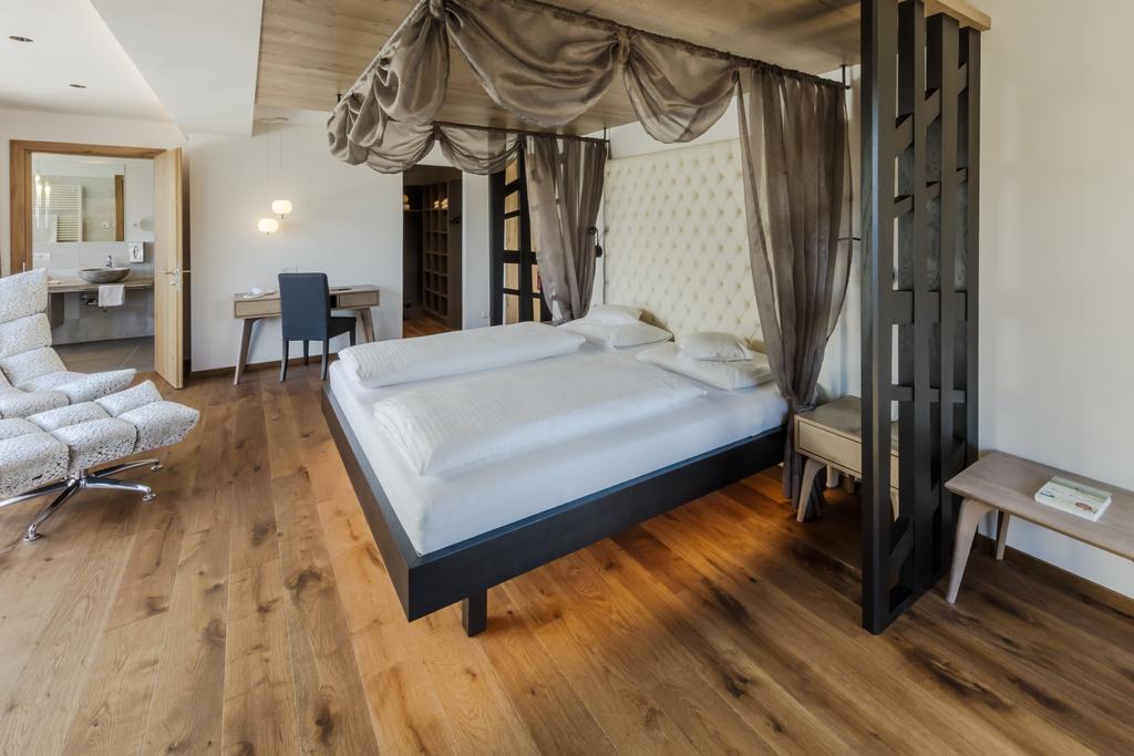 Hotel Schlosswirt Schenna Luaran gambar