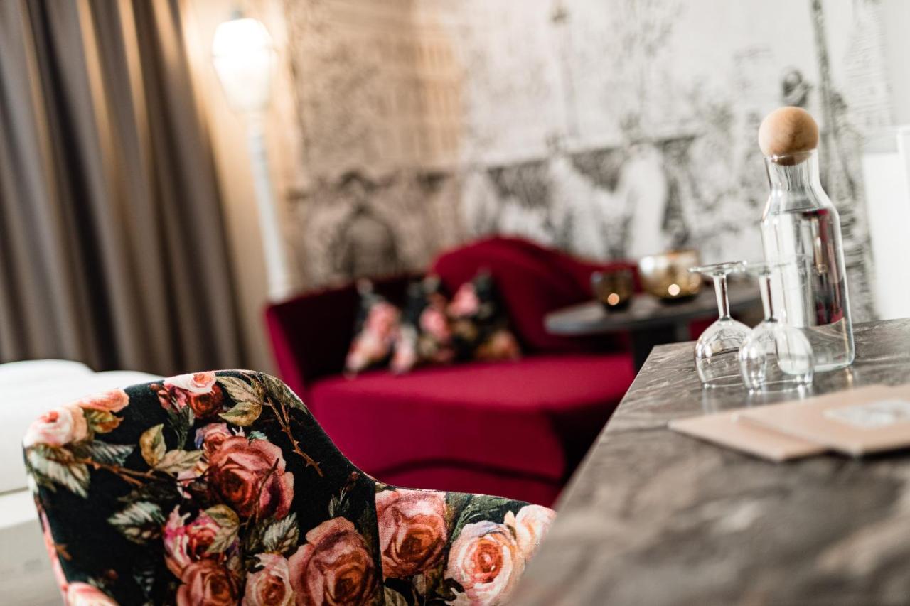 Hotel Schlosswirt Schenna Luaran gambar